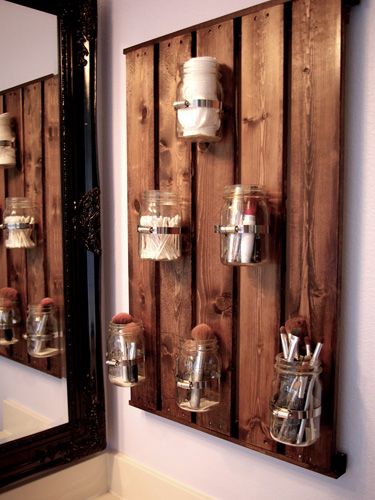 Embrace the creativity of mason jar decor in your rustic bathroom decor . Learn how to incorporate these charming jars in your budget-friendly bathroom makeover